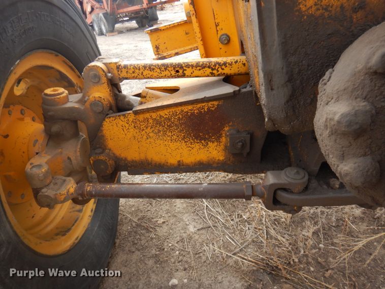 image for item KU9712 1991 John Deere 770BH  motor grader