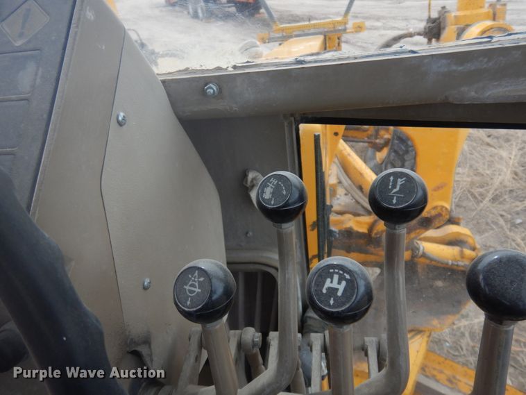 image for item KU9712 1991 John Deere 770BH  motor grader