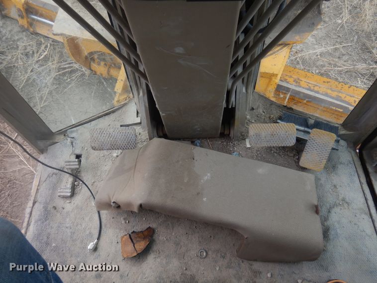 image for item KU9712 1991 John Deere 770BH  motor grader