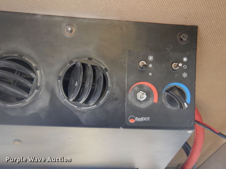 image for item KU9712 1991 John Deere 770BH  motor grader