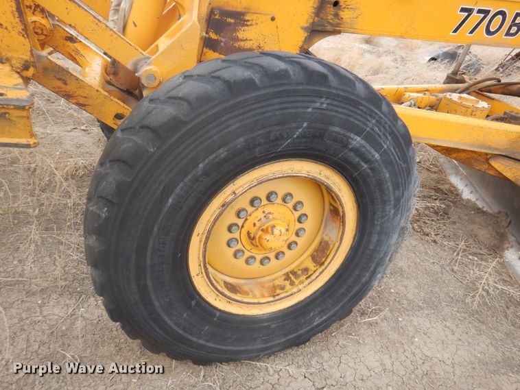 image for item KU9712 1991 John Deere 770BH  motor grader