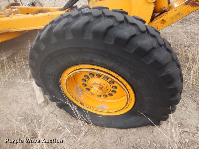 image for item KU9712 1991 John Deere 770BH  motor grader