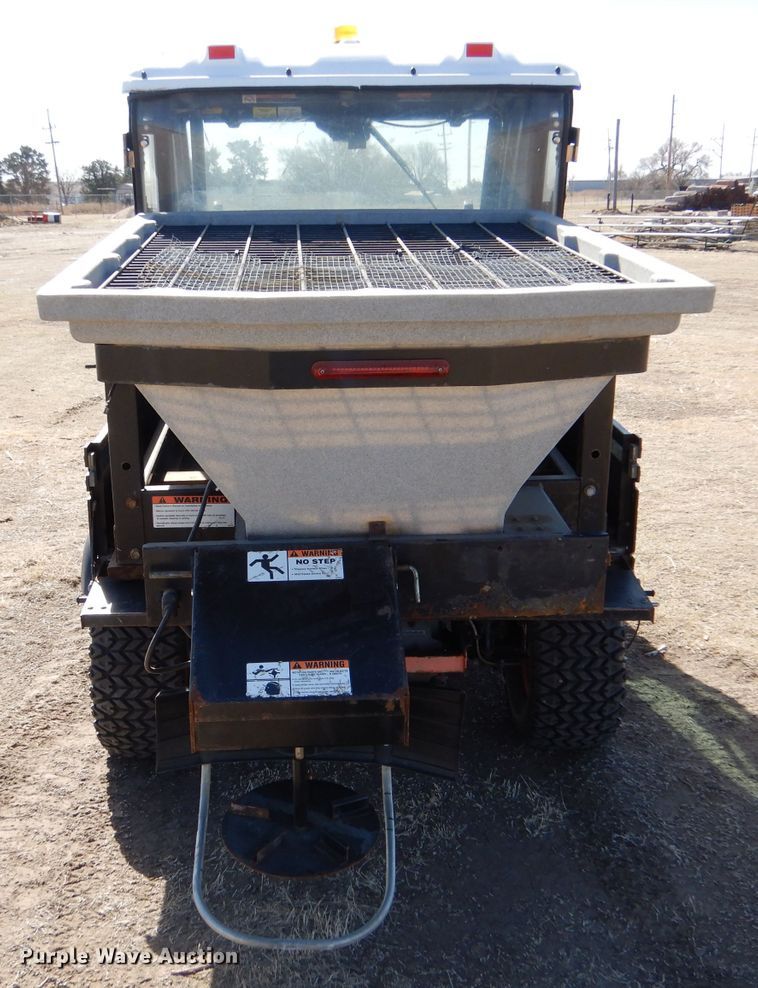 image for item LJ9884 Bobcat 2200  utility vehicle