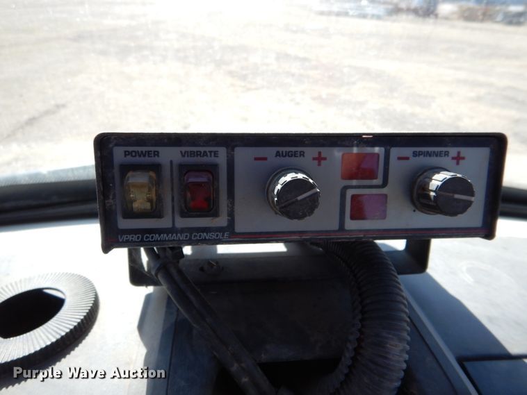 image for item LJ9884 Bobcat 2200  utility vehicle