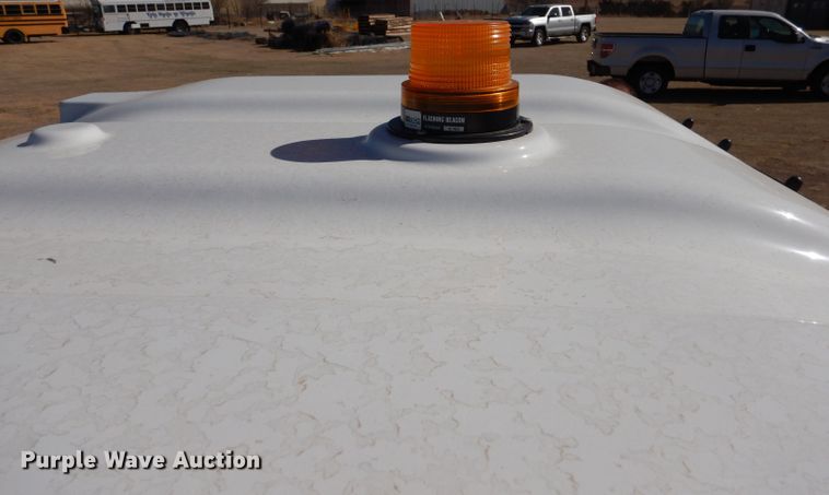 image for item LJ9884 Bobcat 2200  utility vehicle