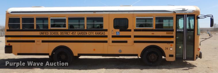 image for item LJ9887 2006 Blue Bird All American FE  school bus