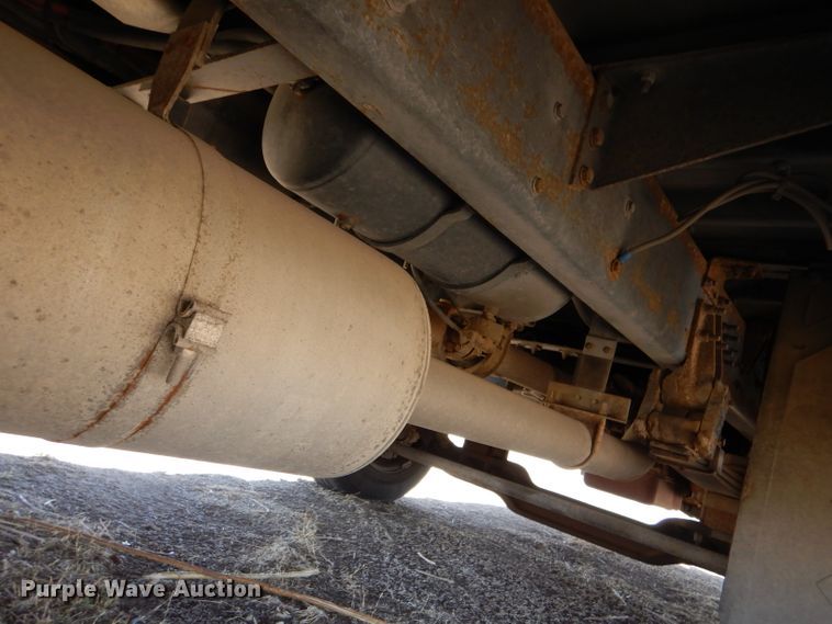 image for item LJ9887 2006 Blue Bird All American FE  school bus