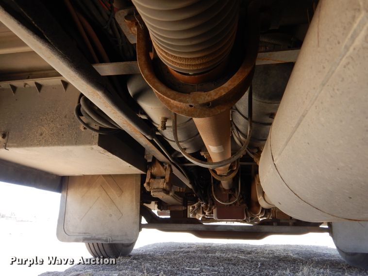 image for item LJ9887 2006 Blue Bird All American FE  school bus