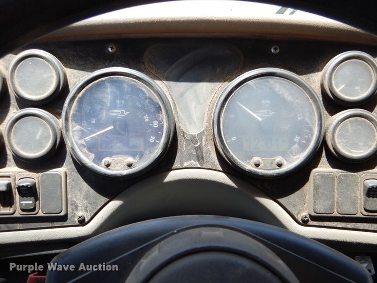 image for item LJ9887 2006 Blue Bird All American FE  school bus