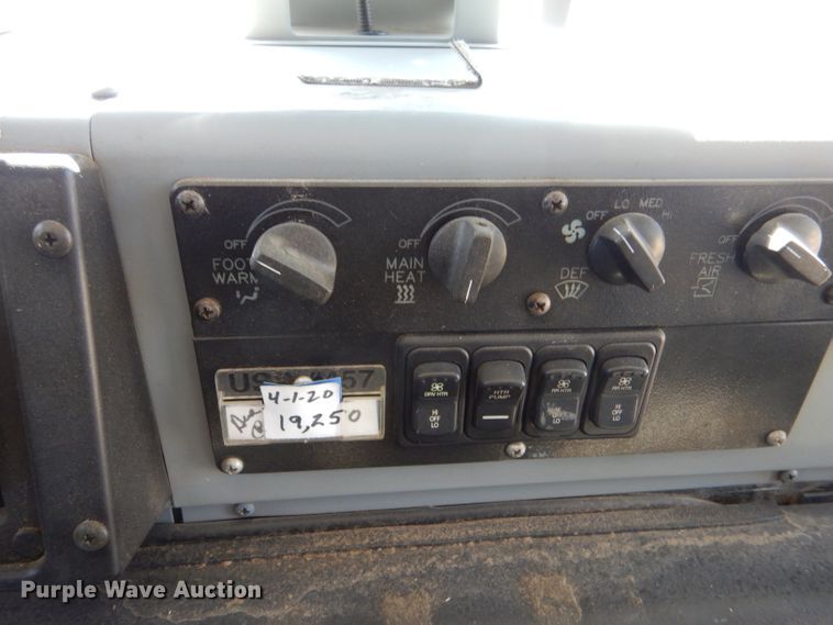 image for item LJ9887 2006 Blue Bird All American FE  school bus