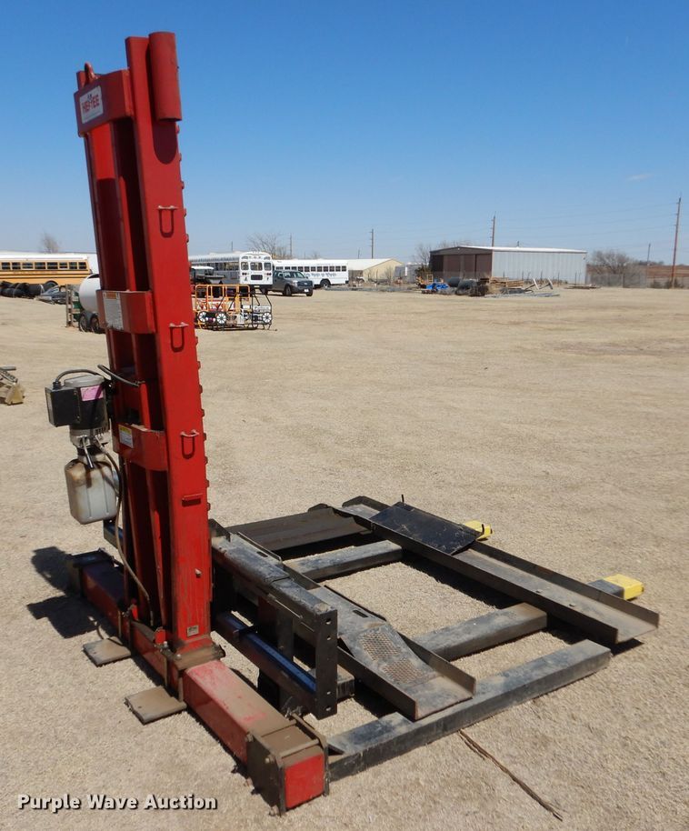 image for item LJ9891 Heftee 4000  lift