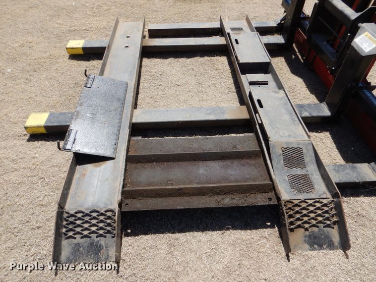 image for item LJ9891 Heftee 4000  lift