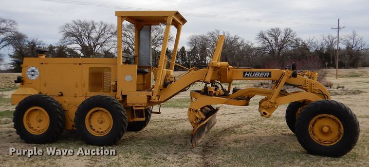 image for item LJ9946 1976 Huber F-1500M  rigid frame motor grader