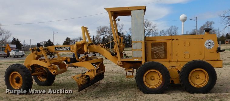 image for item LJ9946 1976 Huber F-1500M  rigid frame motor grader