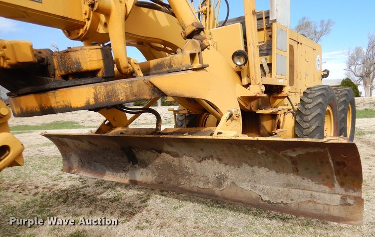 image for item LJ9946 1976 Huber F-1500M  rigid frame motor grader