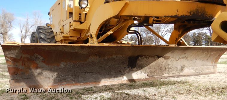 image for item LJ9946 1976 Huber F-1500M  rigid frame motor grader