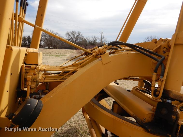 image for item LJ9946 1976 Huber F-1500M  rigid frame motor grader