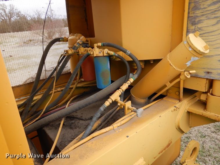 image for item LJ9946 1976 Huber F-1500M  rigid frame motor grader