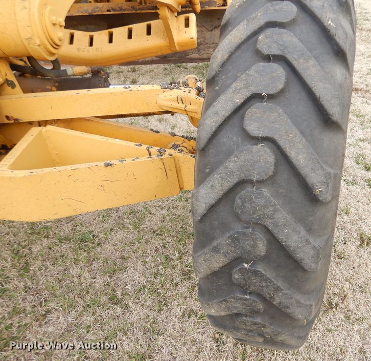 image for item LJ9946 1976 Huber F-1500M  rigid frame motor grader