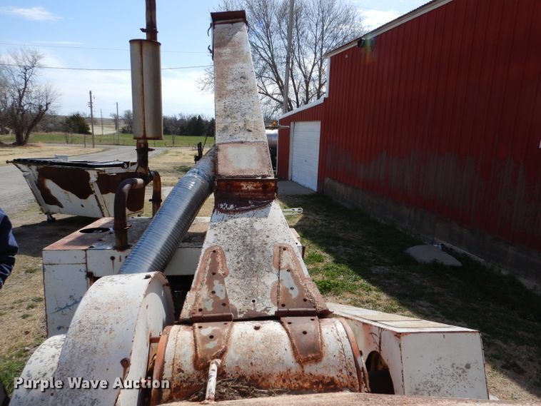 image for item LJ9948 Asplundh Whisper Chipper  wood chipper