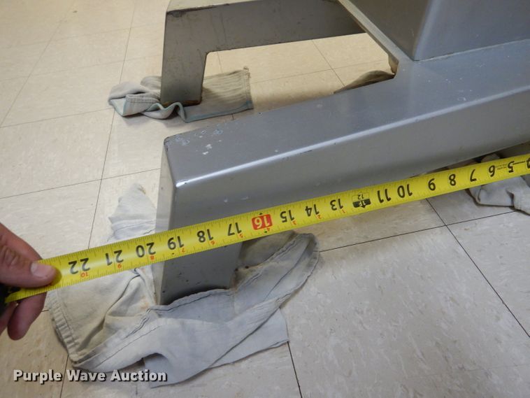 image for item LJ9949 Hobart D300  mixer