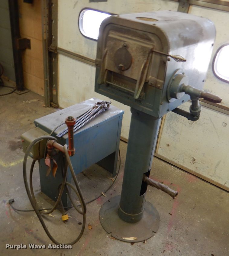 image for item LJ9950 Johnson Gas Appliance  forge