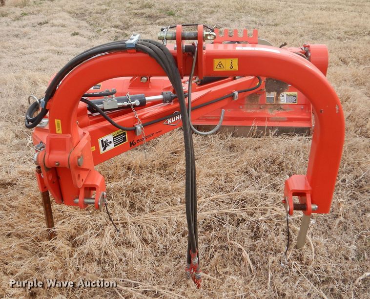 image for item LJ9953 Kuhn TB211 SELECT  flail mower