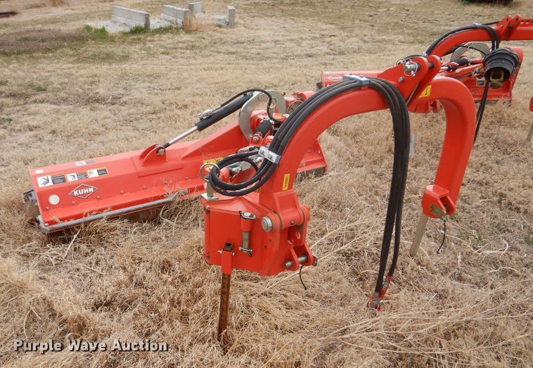 image for item LJ9953 Kuhn TB211 SELECT  flail mower