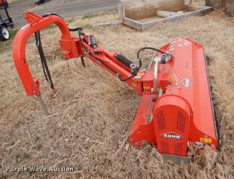 image for item LJ9953 Kuhn TB211 SELECT  flail mower