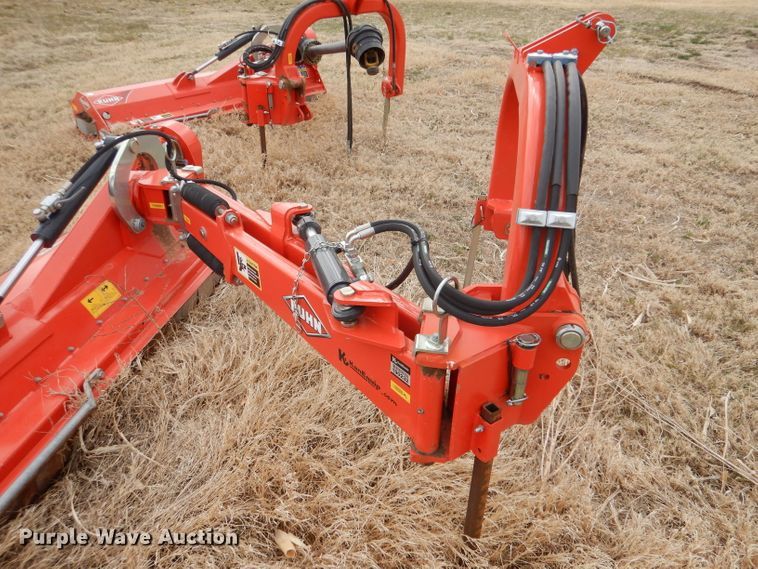 image for item LJ9953 Kuhn TB211 SELECT  flail mower