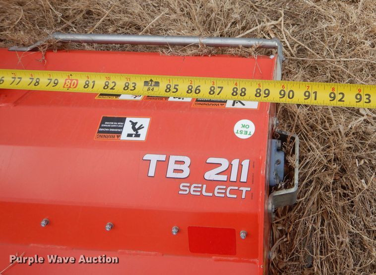 image for item LJ9953 Kuhn TB211 SELECT  flail mower