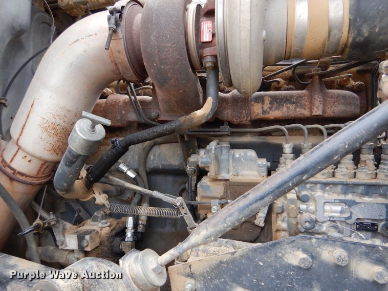 image for item LJ9955 1993 Mack RD690S  dump truck