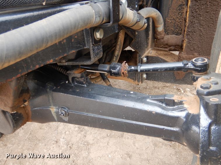 image for item LJ9956 2014 New Holland TS6.110  MFWD tractor