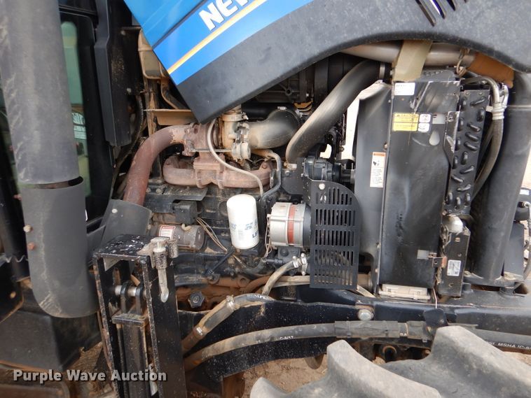 image for item LJ9956 2014 New Holland TS6.110  MFWD tractor