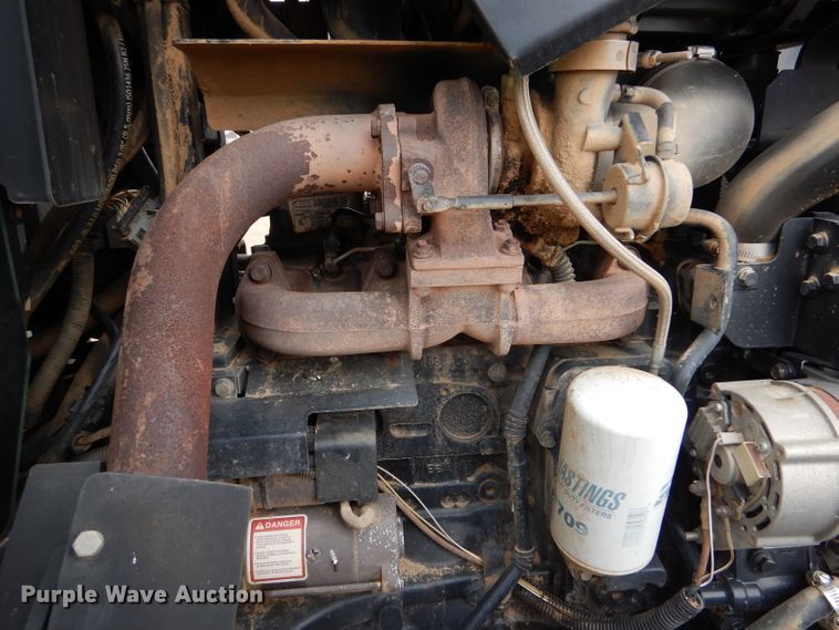 image for item LJ9956 2014 New Holland TS6.110  MFWD tractor