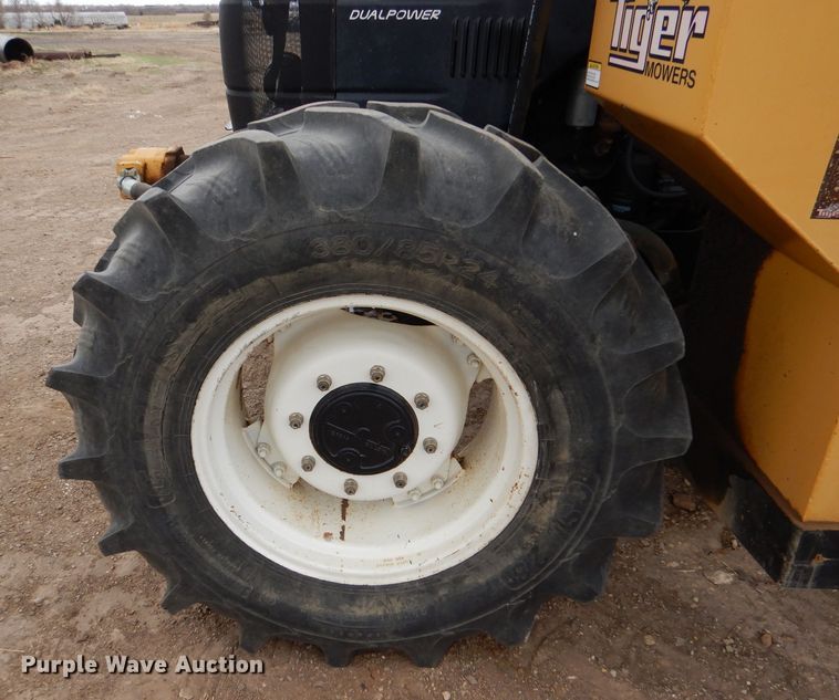 image for item LJ9956 2014 New Holland TS6.110  MFWD tractor