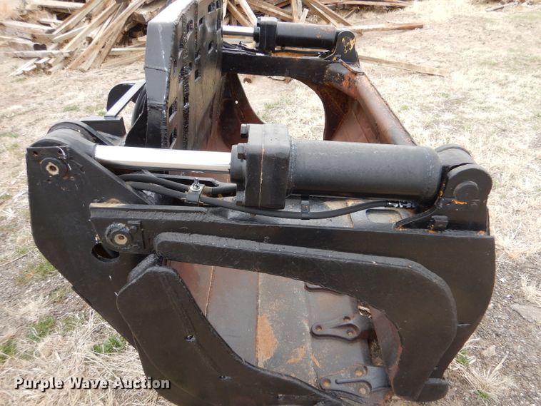 image for item LJ9957 94" W grapple bucket