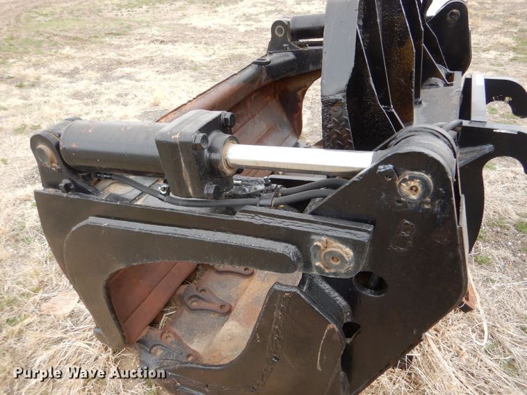 image for item LJ9957 94" W grapple bucket