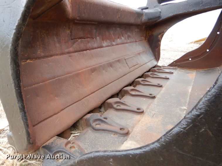 image for item LJ9957 94" W grapple bucket