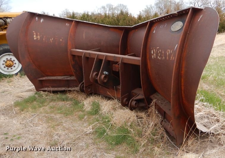 image for item LJ9958 Wentz AA1940 13' W snow plow