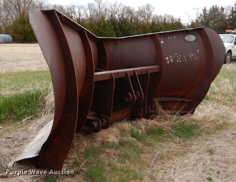 image for item LJ9958 Wentz AA1940 13' W snow plow