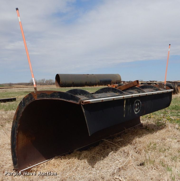 image for item LJ9959 Monroe 00012575 132" W snow plow