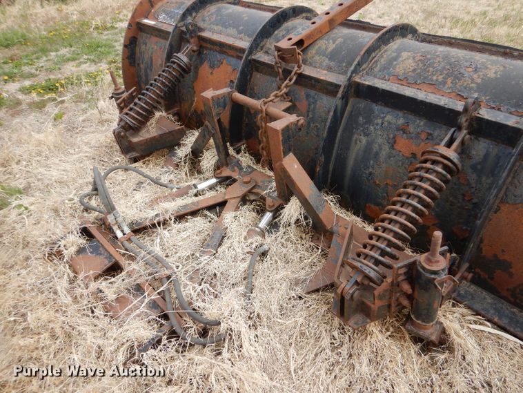 image for item LJ9959 Monroe 00012575 132" W snow plow