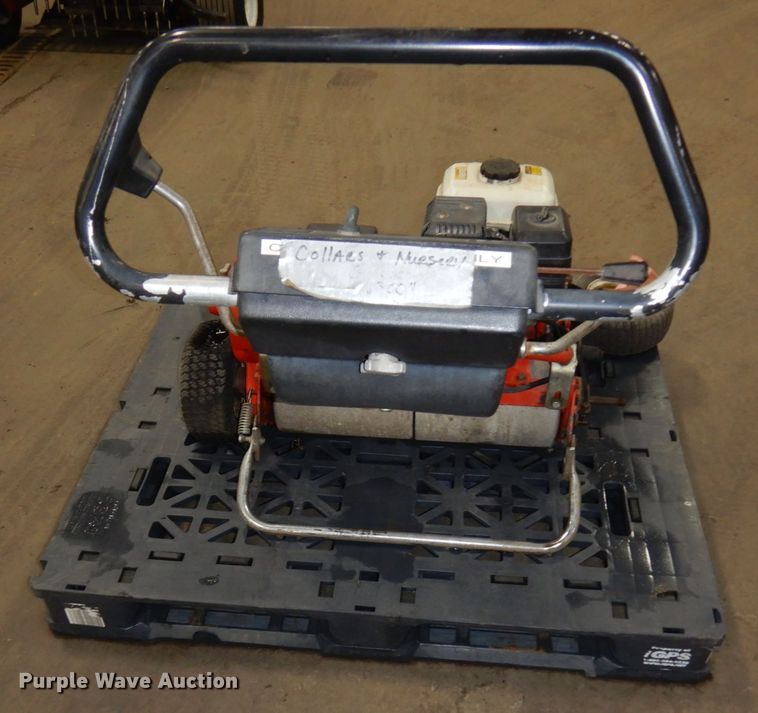 image for item MF9541 (2) Jacobsen 62244 reel mowers