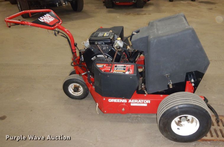 image for item MF9542 2002 Toro 09129  greens aerator
