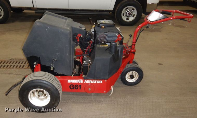 image for item MF9542 2002 Toro 09129  greens aerator