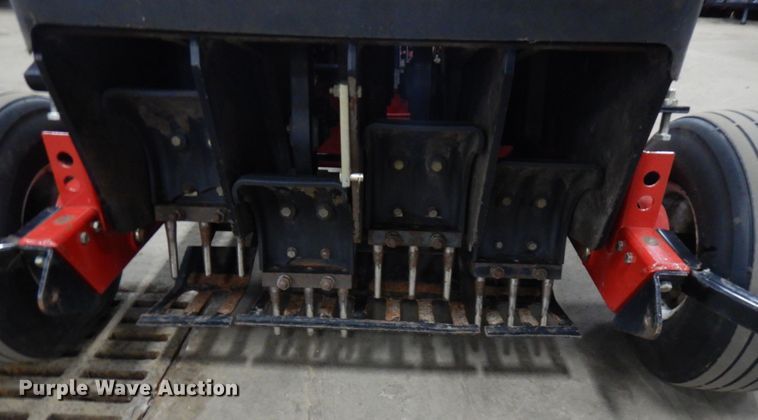 image for item MF9542 2002 Toro 09129  greens aerator