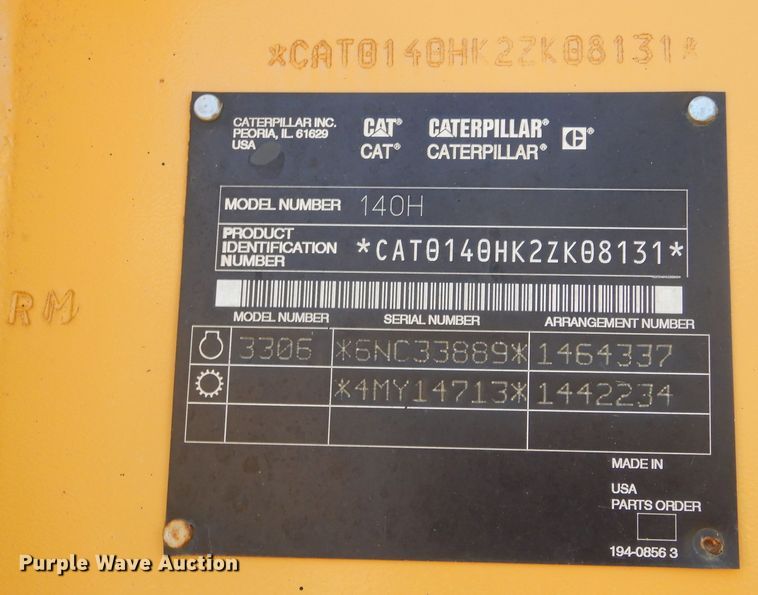 image for item MY9000 2003 Caterpillar 140H  motor grader