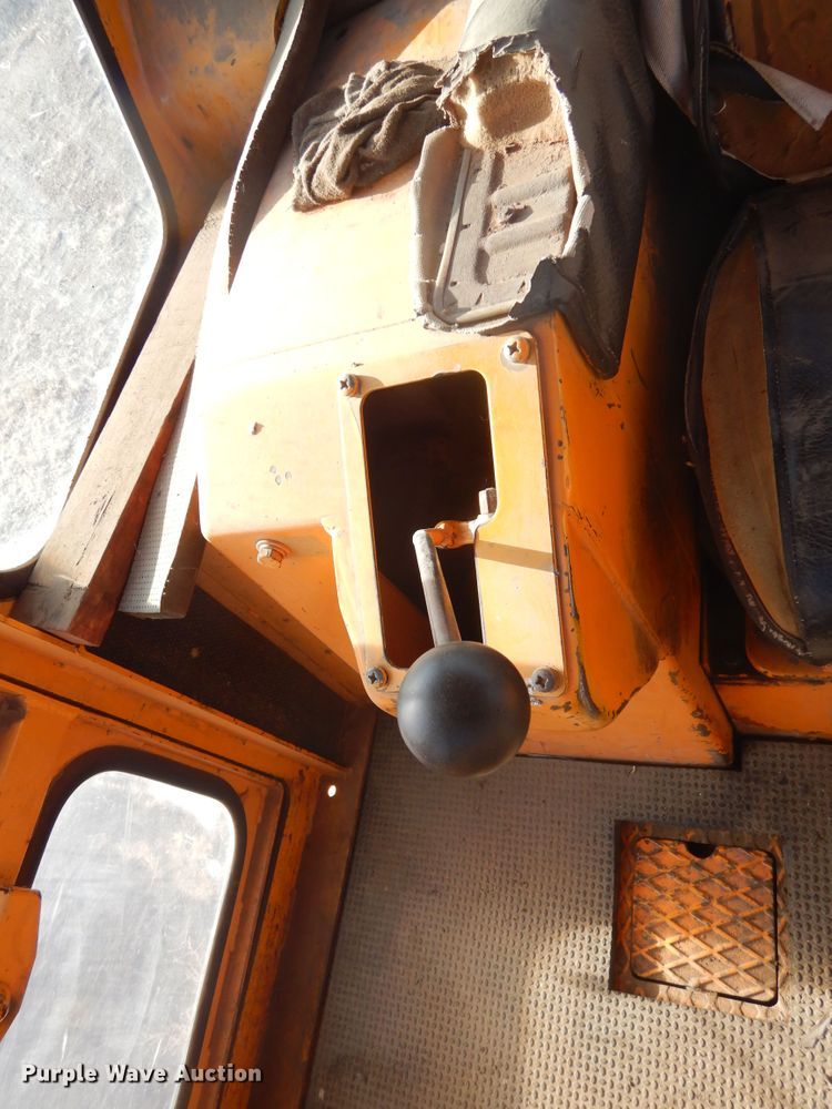 image for item MY9001 Fiat-Allis 14C  dozer