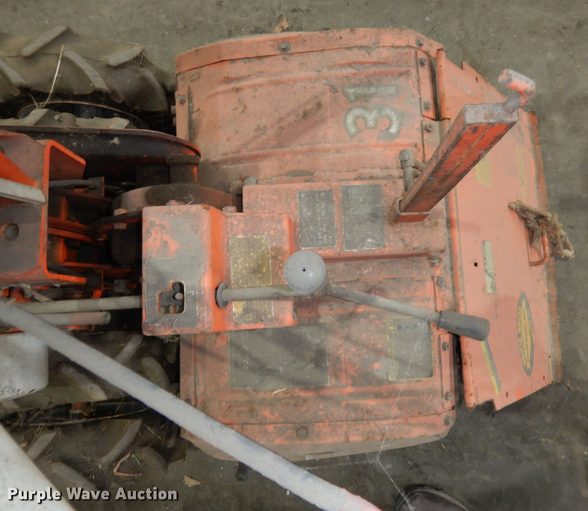 Kubota AT70S tiller in Shawnee, KS Item KM9671 sold Purple Wave